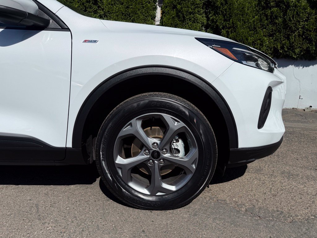 Used 2025 Ford Escape ST-Line Select AWD/4WD image 10