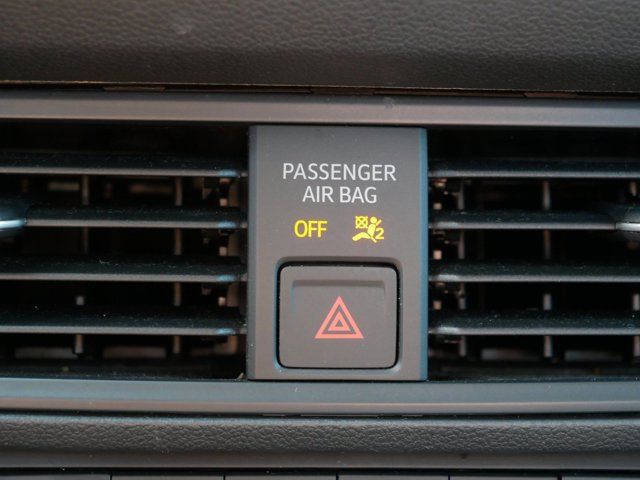 Certified 2024 Volkswagen Jetta S FWD image 34