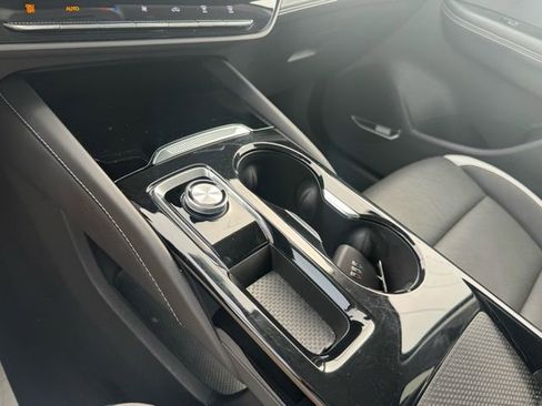 Used 2025 Buick Envision Sport Touring image 11