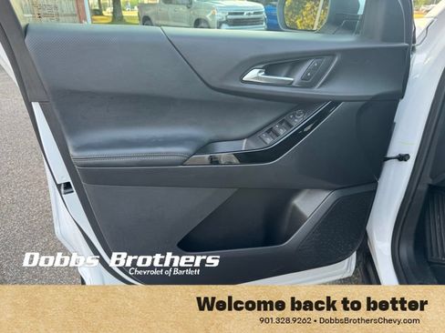 Used 2026 Chevrolet Equinox LT FWD image 14