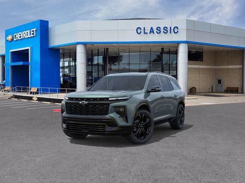 New 2027 Chevrolet Traverse RS w/ LPO, Floor Liner Package FWD image 8