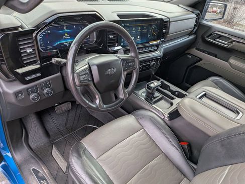 Used 2022 Chevrolet Silverado 1500 ZR2 w/ Technology Package AWD/4WD image 14