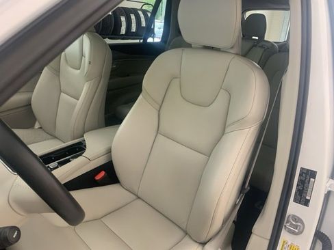 Certified 2023 Volvo XC90 B5 Core w/ Protection Package Premier image 19