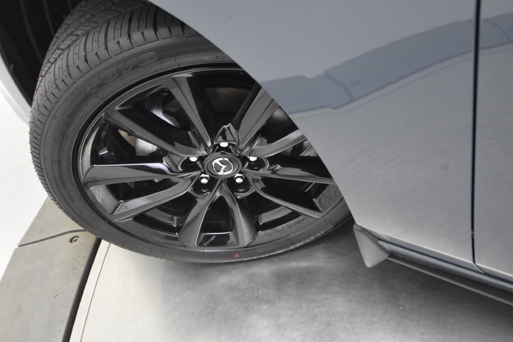 New 2026 MAZDA MAZDA3 2.5 S Hatchback w/ Premium Pkg FWD image 36