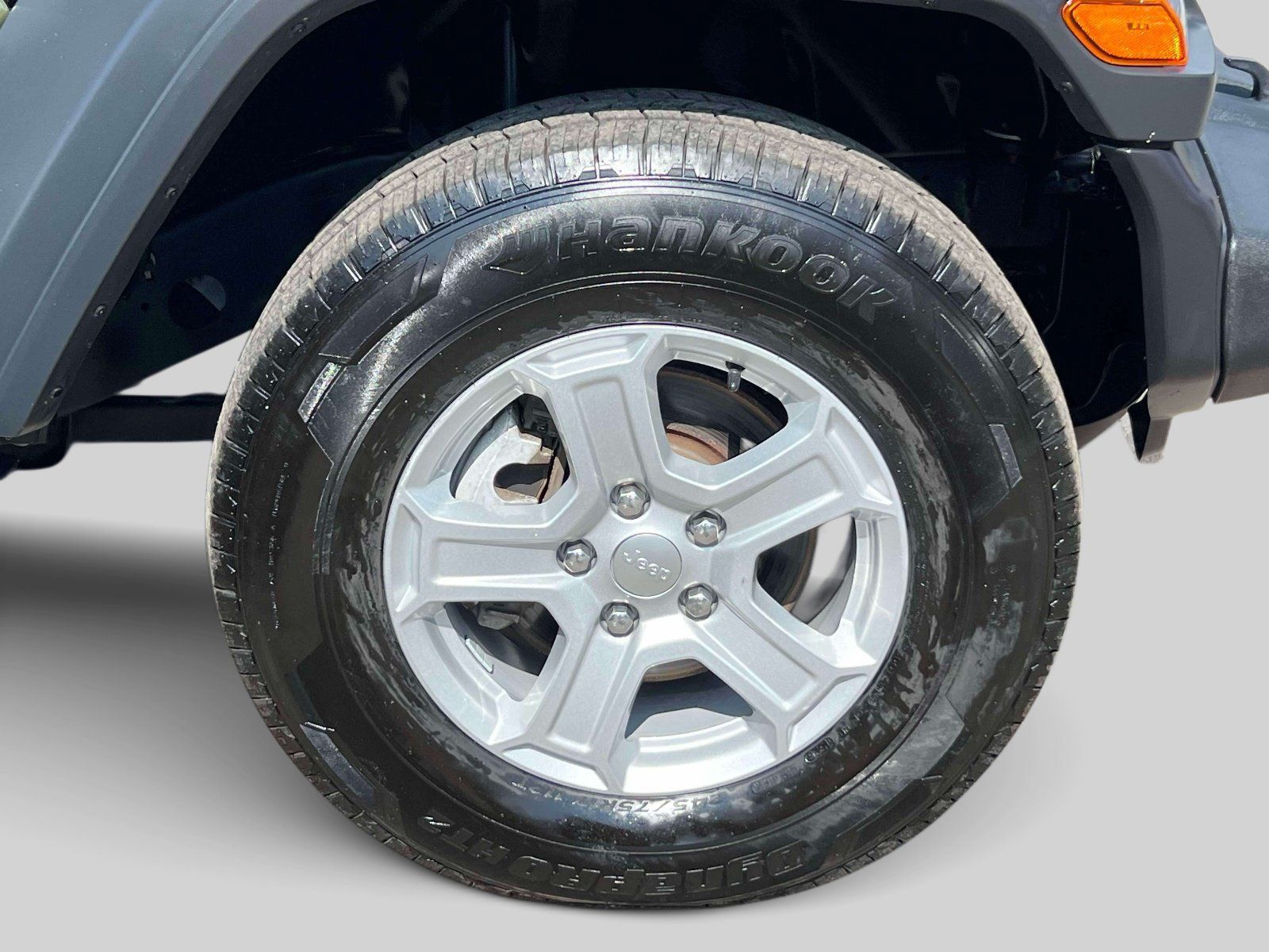 Used 2021 Jeep Wrangler Unlimited Sport AWD/4WD image 9