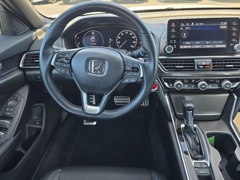 Used 2022 Honda Accord Sport image 13