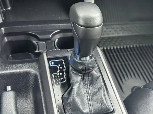 Used 2021 Toyota Tacoma TRD Off-Road w/ TRD Premium Off Road Package image 22