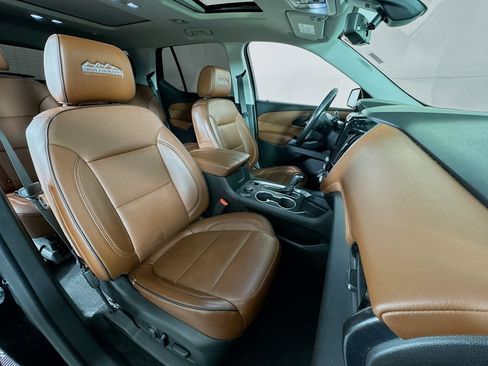 Used 2019 Chevrolet Traverse High Country AWD/4WD image 31