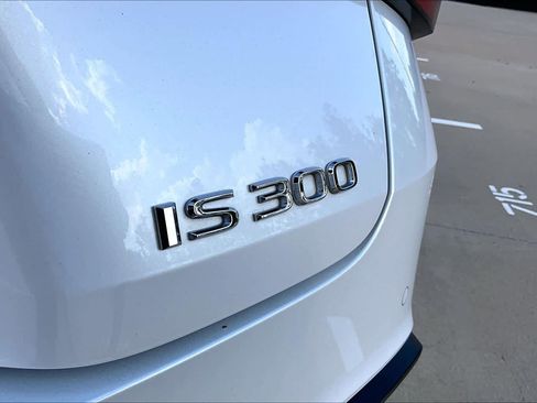 Used 2023 Lexus IS 300 w/ Comfort Package image 10