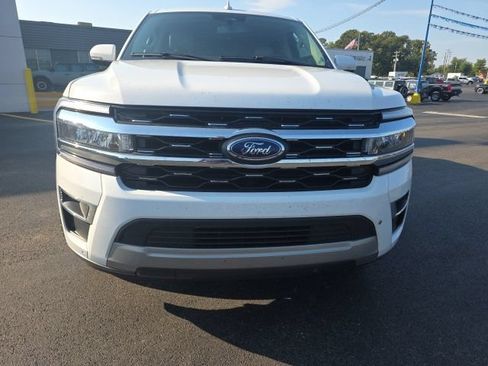 Used 2024 Ford Expedition Max Limited AWD/4WD image 2