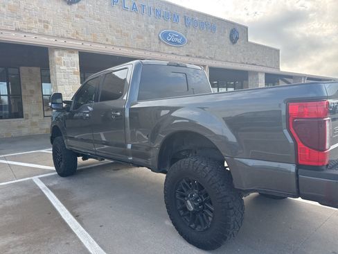 Used 2020 Ford F250 Lariat image 7