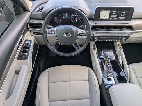 Used 2021 Kia Telluride EX image 17