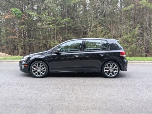 Used 2013 Volkswagen GTI 4-Door image 6