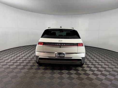 Used 2025 Hyundai Ioniq 5 Limited RWD image 8