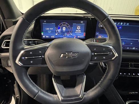 Used 2025 Chevrolet Traverse LT w/ Midnight/Sport Edition AWD/4WD image 34