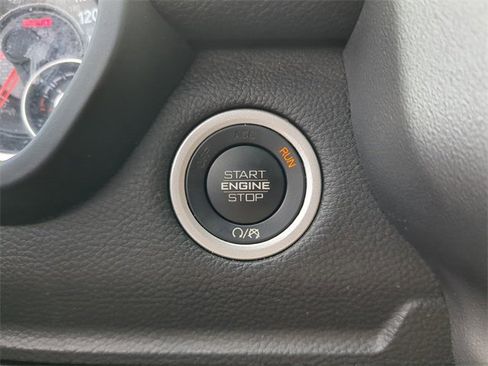 Used 2024 RAM 1500 Laramie image 33