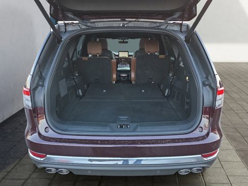 Used 2023 Lincoln Aviator Reserve w/ Elements Package Plus image 26