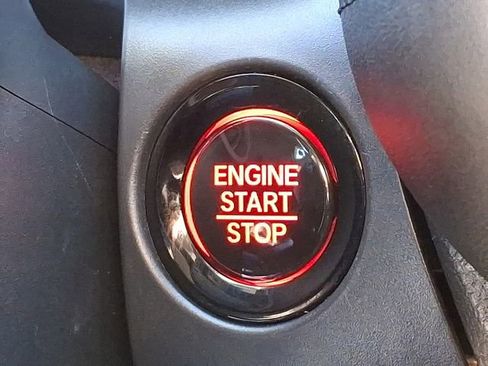 Used 2025 Honda HR-V LX image 21