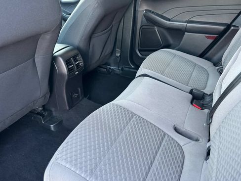 Certified 2022 Ford Escape SE w/ SE Sport Appearance Package AWD/4WD image 4
