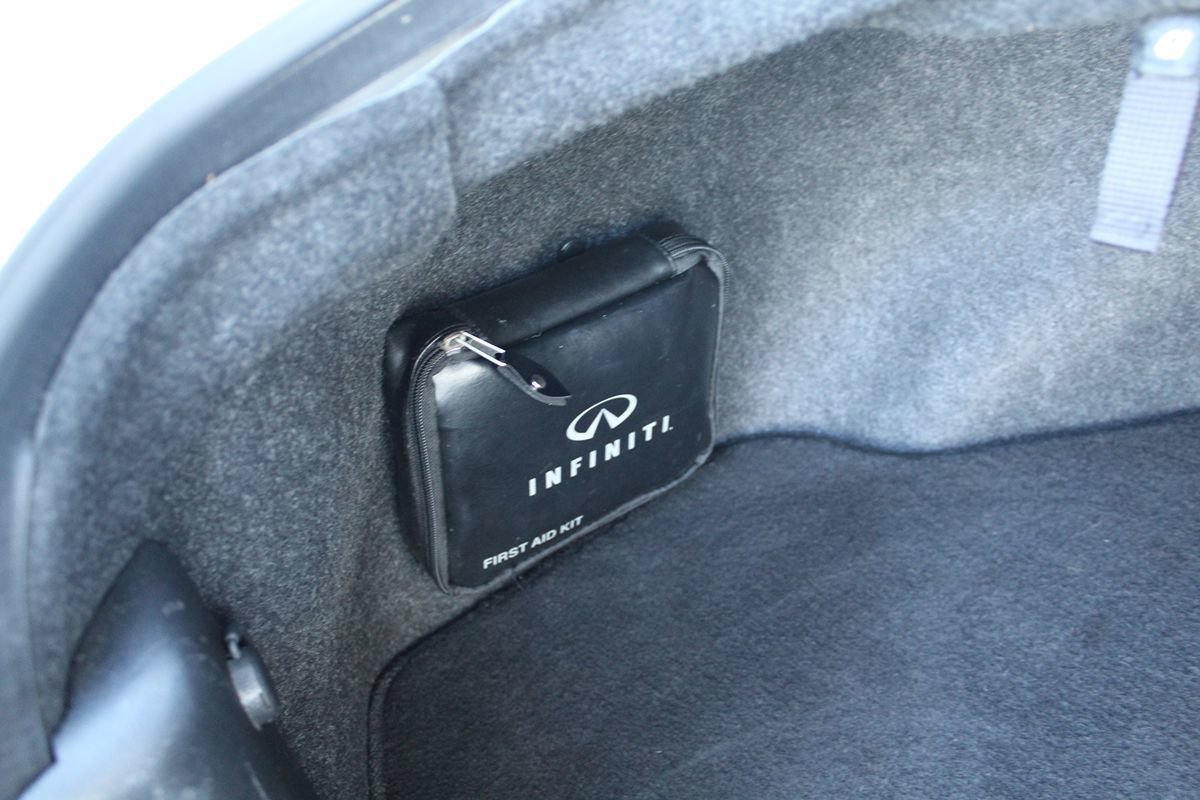 Used 2015 INFINITI Q50 Premium w/ Navigation Package RWD image 31