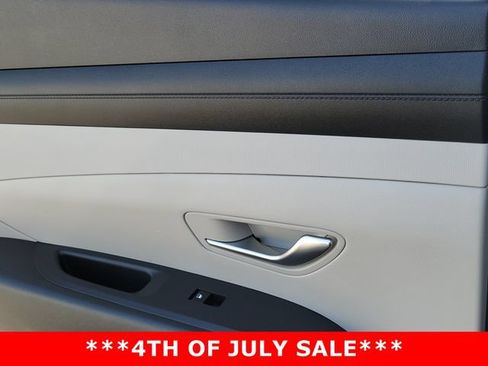 Used 2025 Hyundai Tucson SEL FWD image 25