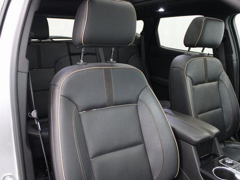 Used 2020 Chevrolet Blazer Premier w/ Driver Confidence II Package image 38