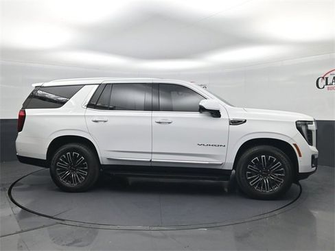 Certified 2025 GMC Yukon Elevation image 6