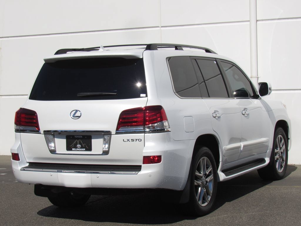 Used 2015 Lexus LX 570 4WD w/ Luxury Package image 6