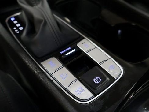 Used 2025 Hyundai Tucson SE AWD/4WD image 19