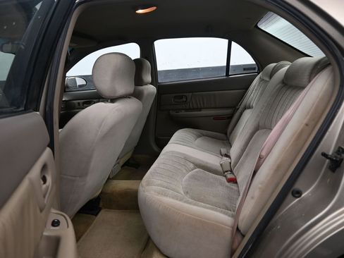 Used 2000 Buick Century Custom w/ Premium Opt Pkg FWD image 19