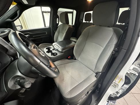 Used 2024 RAM 2500 Big Horn image 32