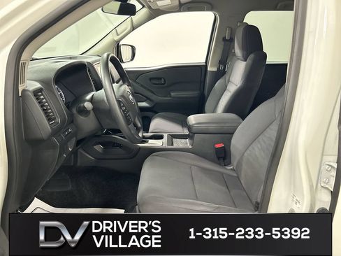 Used 2024 Nissan Frontier S w/ Technology Package AWD/4WD image 9
