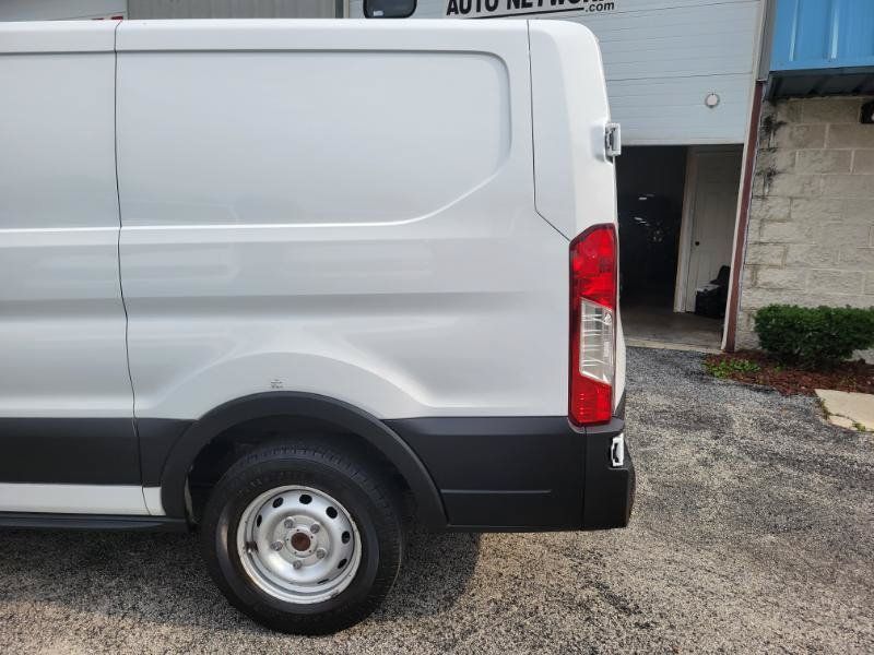 Used 2020 Ford Transit 150 Low Roof RWD image 9