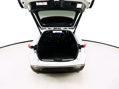 Certified 2023 Toyota Venza Nightshade AWD/4WD image 8
