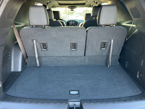 Used 2023 Chevrolet Traverse Premier image 6