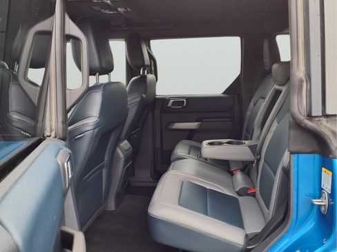 Used 2022 Ford Bronco Outer Banks w/ Sasquatch Package image 11