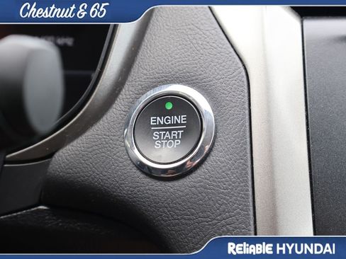 Used 2018 Ford Fusion SE w/ Fusion SE Technology Package FWD image 32