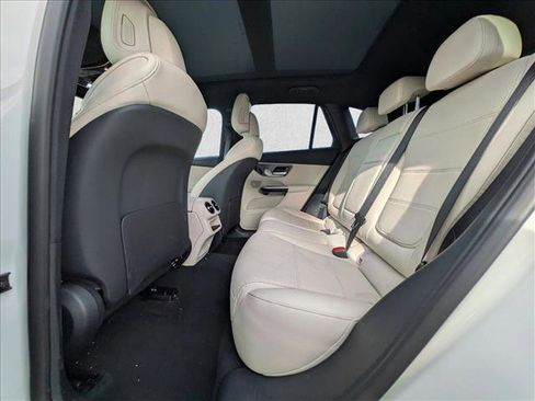 New 2026 Mercedes-Benz GLC 300 4MATIC image 16