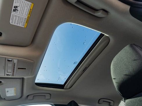 New 2026 Nissan Sentra SV w/ SV Convenience Package FWD image 18