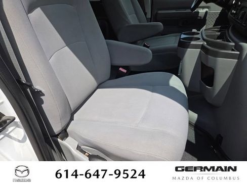 Used 2011 Ford E-250 and Econoline 250 Extended w/ PWR Group RWD image 28