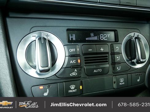 Used 2015 Audi Q3 2.0T Prestige w/ Prestige Package image 17