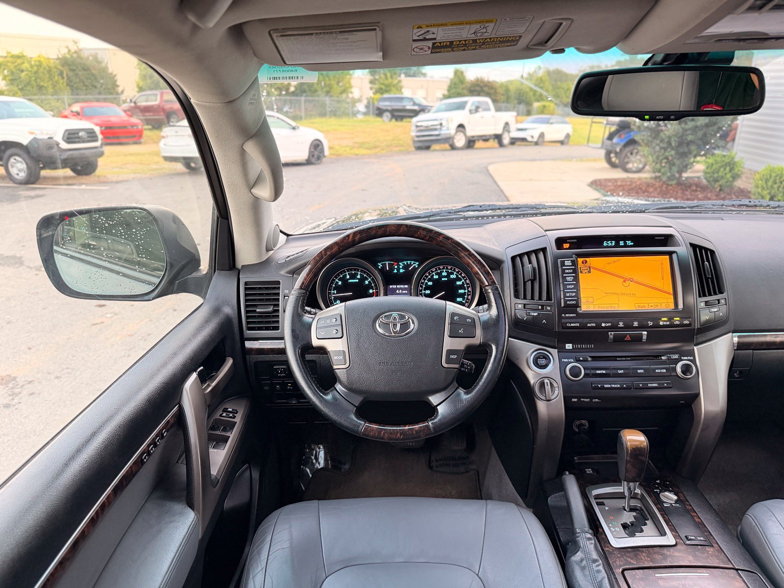 Used 2011 Toyota Land Cruiser w/ Upgrade Pkg AWD/4WD image 35
