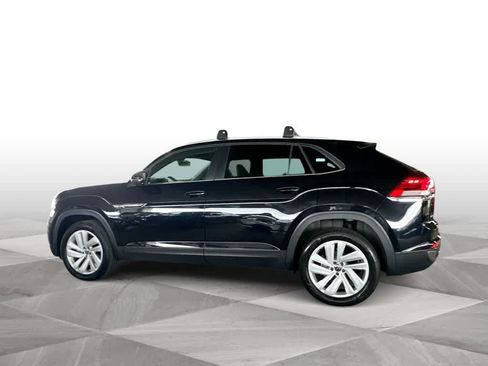 Certified 2023 Volkswagen Atlas Cross Sport SE FWD image 5