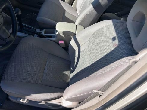 Used 2004 Toyota RAV4 4WD image 21