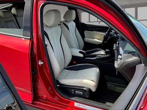 Certified 2025 Acura Integra A-Spec image 7