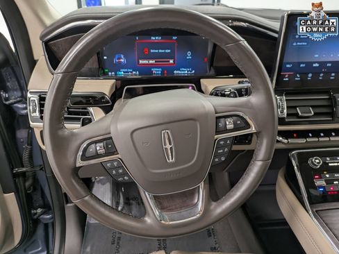 Used 2022 Lincoln Navigator Reserve AWD/4WD image 23
