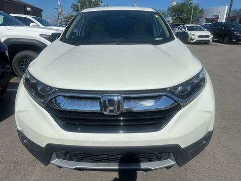 Used 2017 Honda CR-V LX image 2