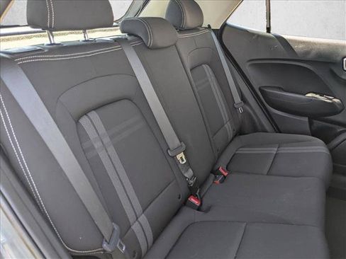 Used 2021 Hyundai Venue SEL w/ Cargo Package FWD image 18