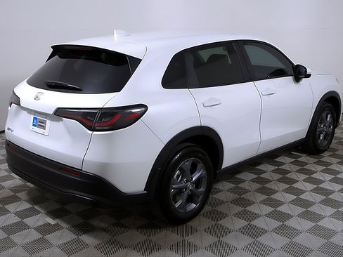 Certified 2026 Honda HR-V LX image 7