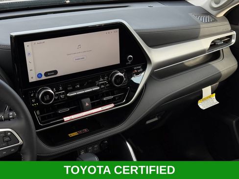 Certified 2026 Toyota Highlander Platinum AWD/4WD image 25
